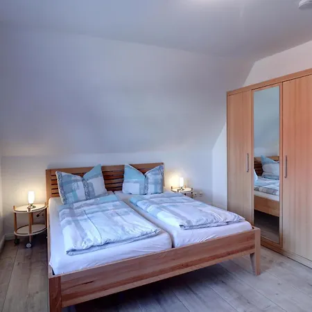 Seehof Nr 6 Mit Garten & Grillplatz Semesterbostad *