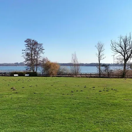 Seehof Nr 6 Mit Garten & Grillplatz Semesterbostad *